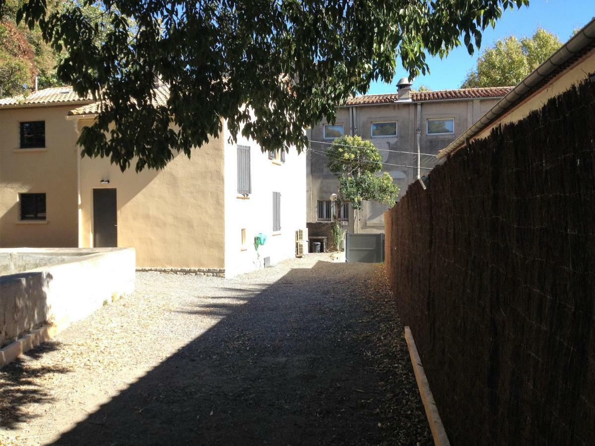 Au Vieux Lavoir Avec Parking Prive, Jardin , Climatisation, A 500 M De La Cite Carcassonne Ngoại thất bức ảnh