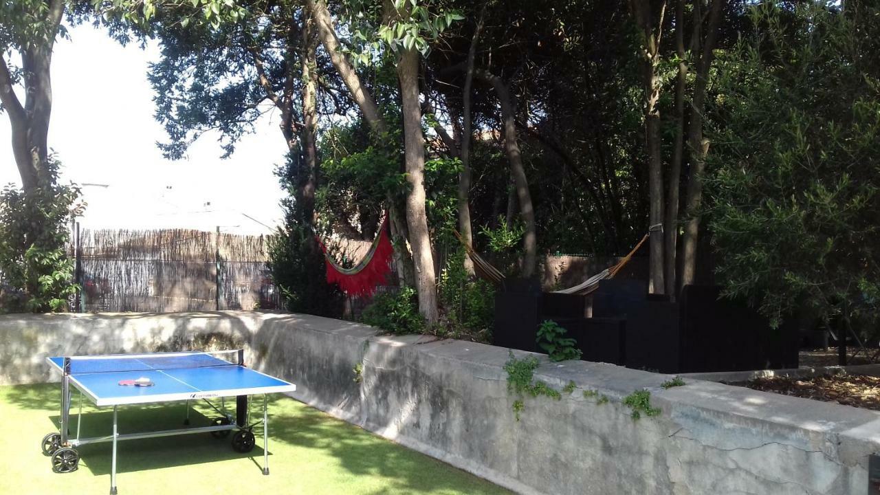 Au Vieux Lavoir Avec Parking Prive, Jardin , Climatisation, A 500 M De La Cite Carcassonne Ngoại thất bức ảnh